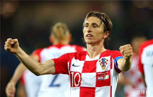 欧冠八强对决有哪些战旧主？莱万再遇多特，厄德