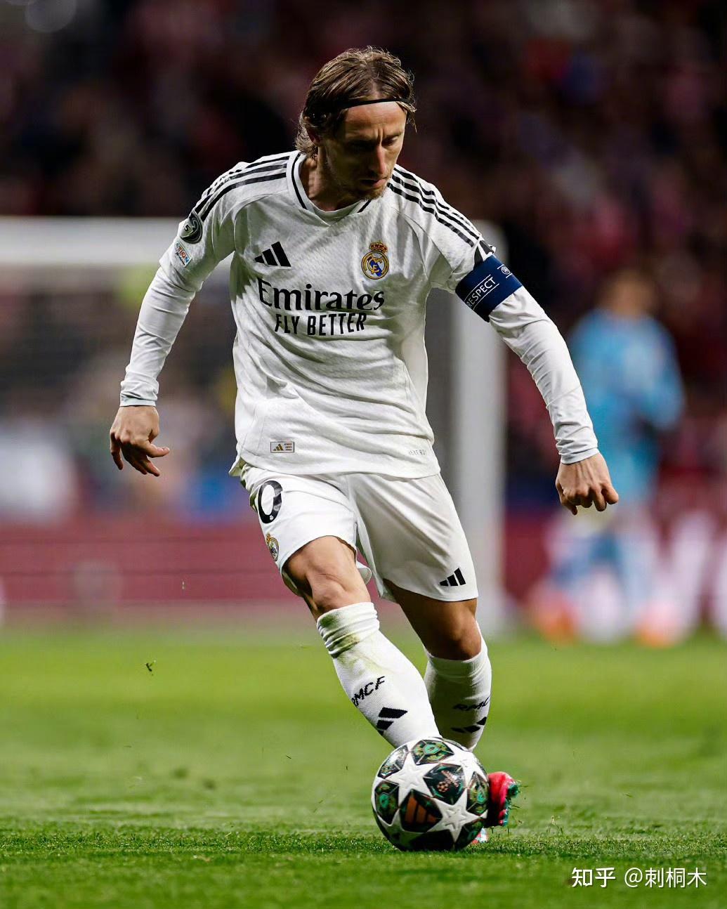 辽宁铁人祝贺重庆铜梁龙冲超：敢打敢拼，晋级中超实至名归