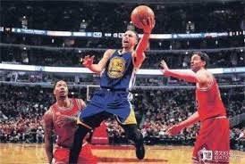 山本由伸以 12 年 3.25 亿美元加盟道奇，打破大联盟投手合同总额纪录