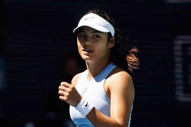 铺就了一条 铺就了一条