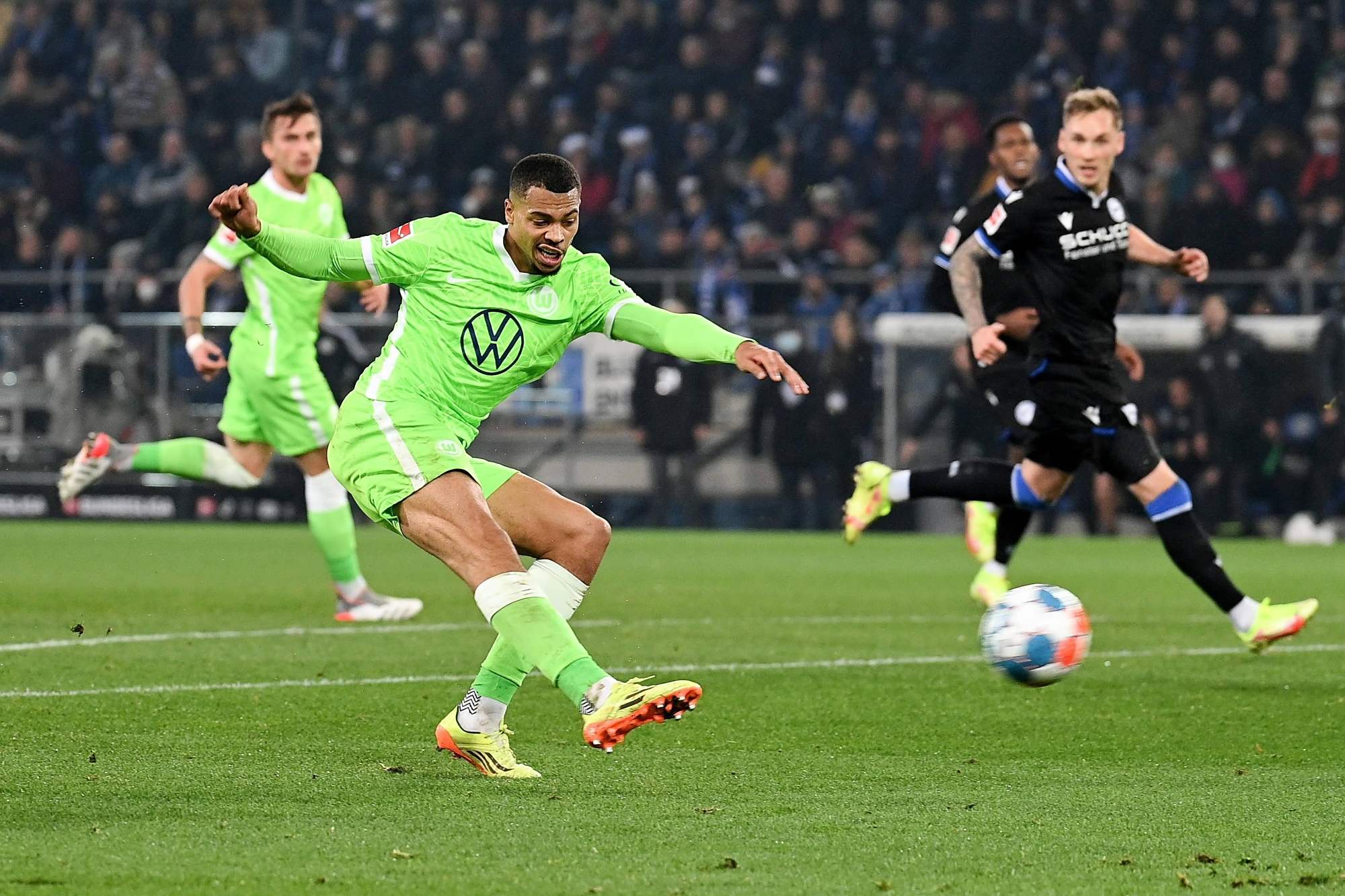 预计他将继 预计他将继